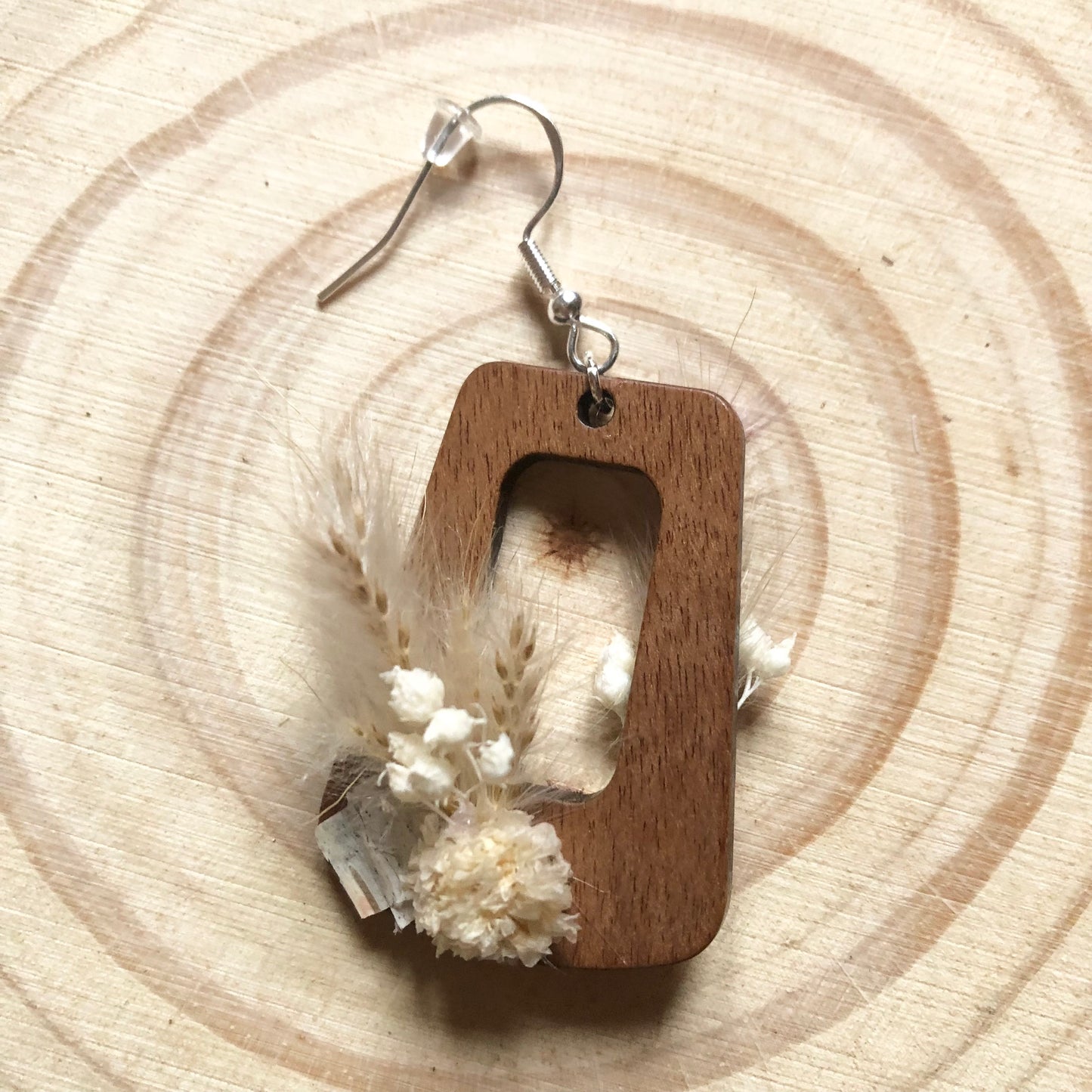 Boucles d’oreilles en bois fleurie