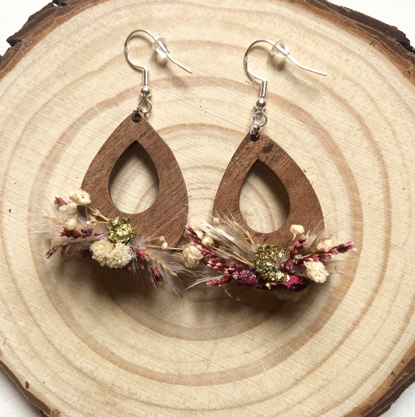 Boucles d’oreilles en bois fleurie